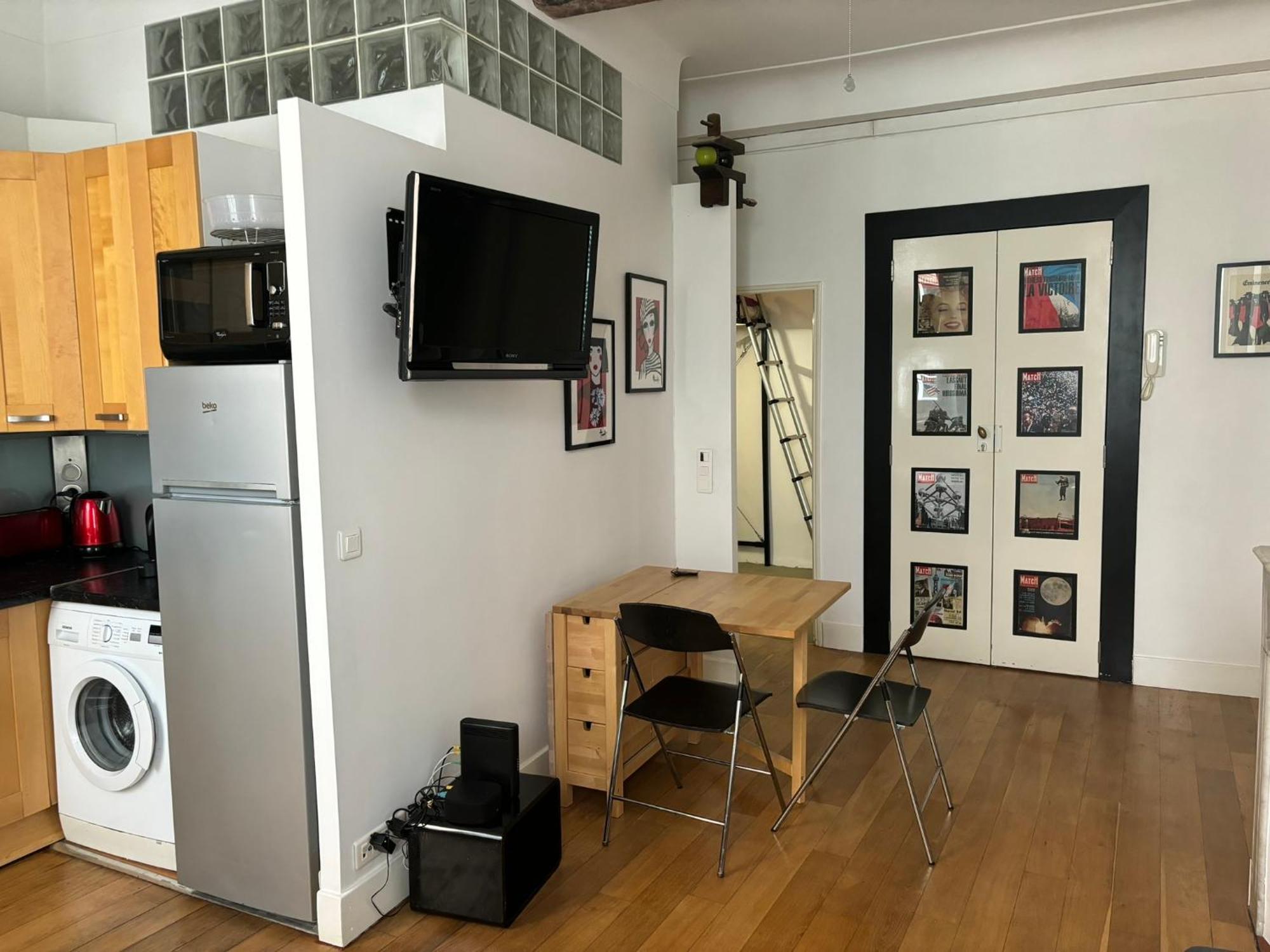 2 Bedroom Funky Apartment In The Heart Of The Old Town Of Antibes Extérieur photo